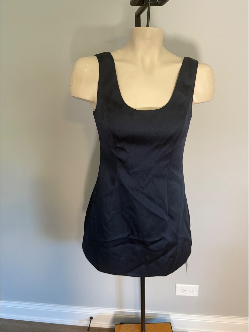 Reformation Franceska Dress in Blue Navy, Size 0 - Picture 10 of 12